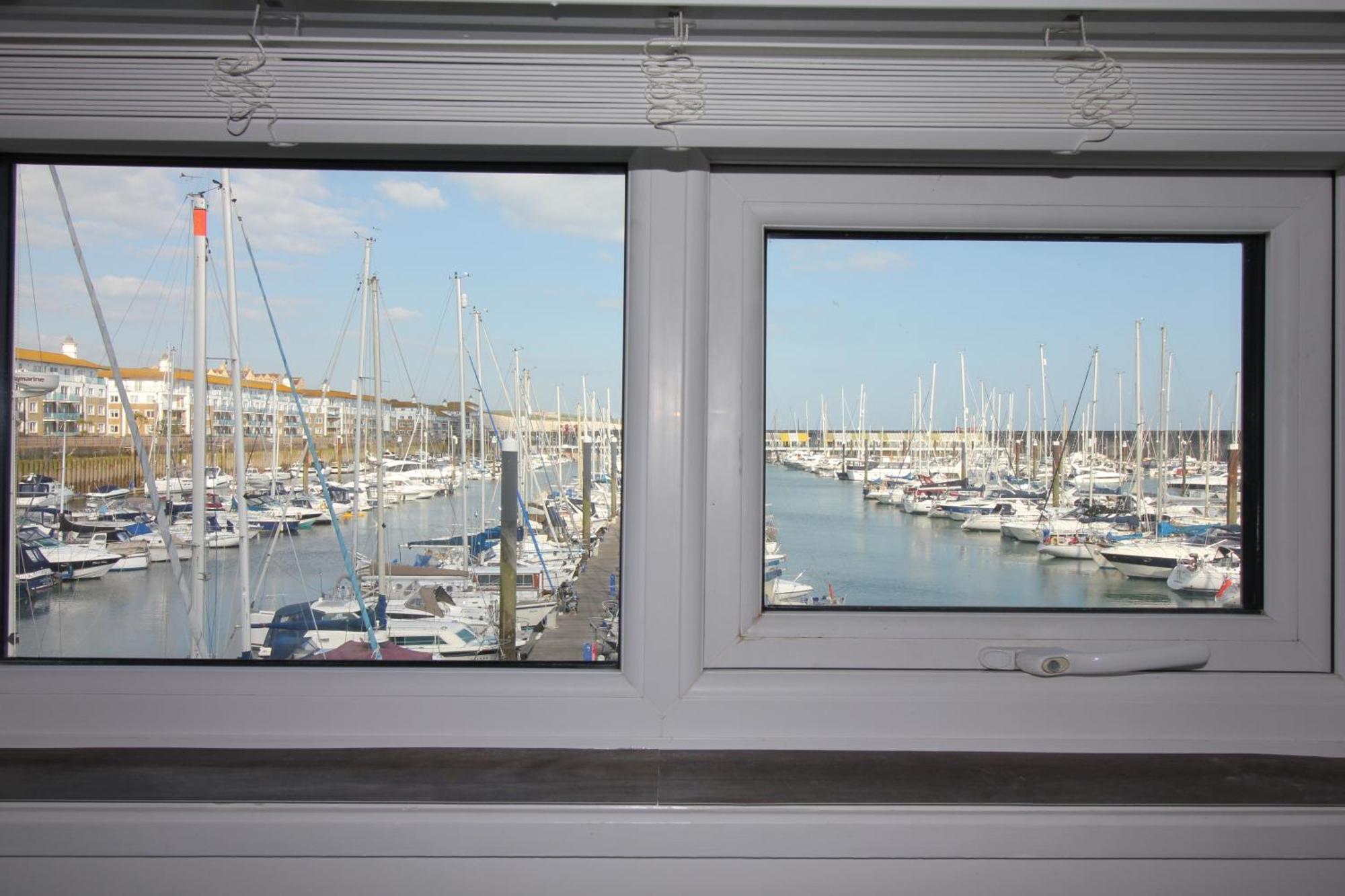Chic In The Heart Of Marina Hove